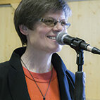Christa Kasehs singt